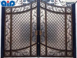 نگاهی اجمالی به دربهای طرح دار فلزی