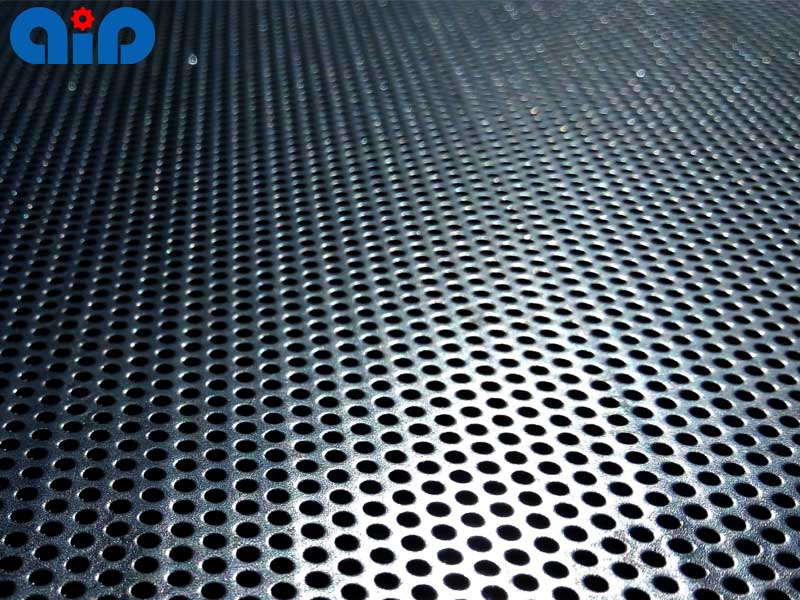 سوراخکاری ورقه و صفحات فلزی