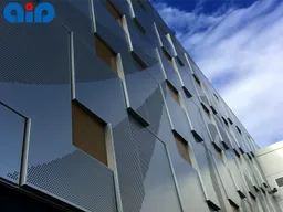 پنل های فلزی عایق شده