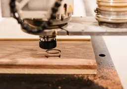 برش CNC چوب برای دکوراسیون داخلی: دقیق، خلاقانه و با کیفیت